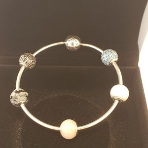 Essence 16cm/6.3 inch bangle with 5 charms